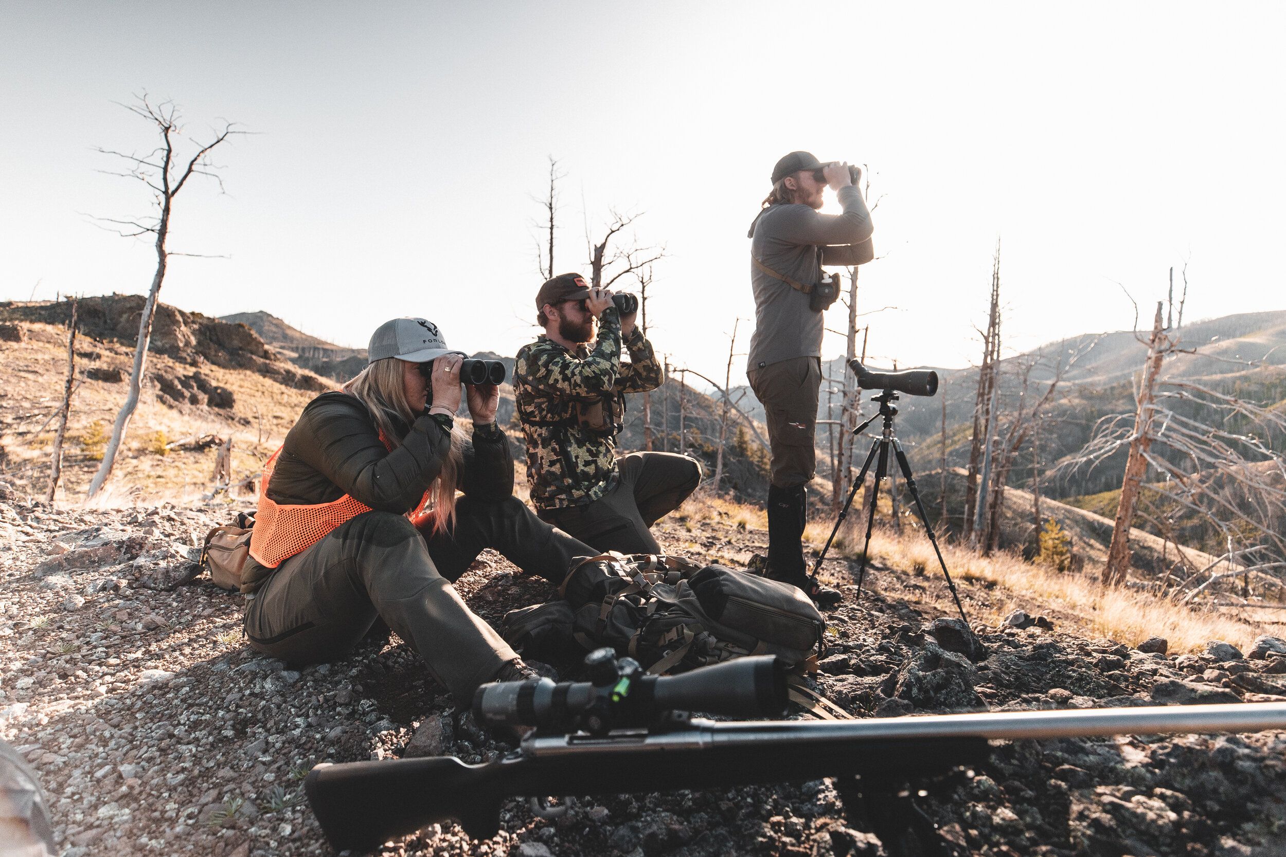Hunters use binoculars for black bear hunting. 